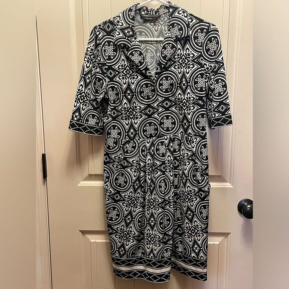 BCBGMaxAzria Dresses & Skirts - BCBG Max Azria Black and White Pocket Shirt Dress Small Business Cocktail Work